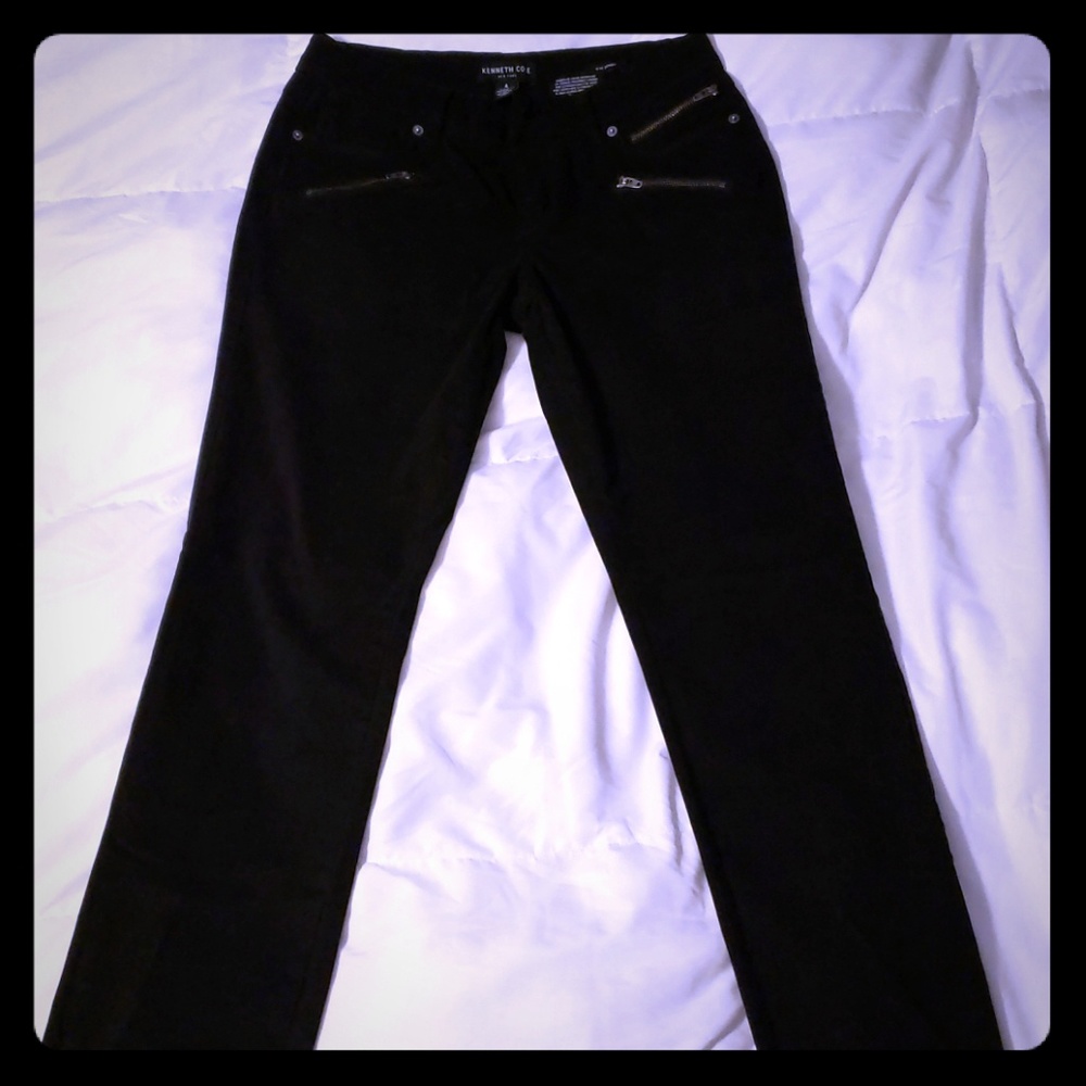 Kenneth Cole NY. Soft black moto jeans